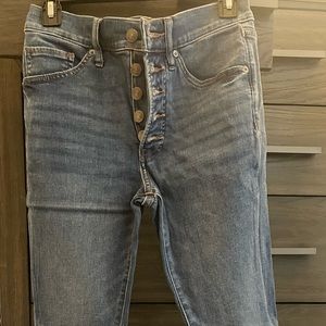 EXPRESS Women’s Midrise Skinny Jeans. Sz 4. Ankle length LIKE NEW